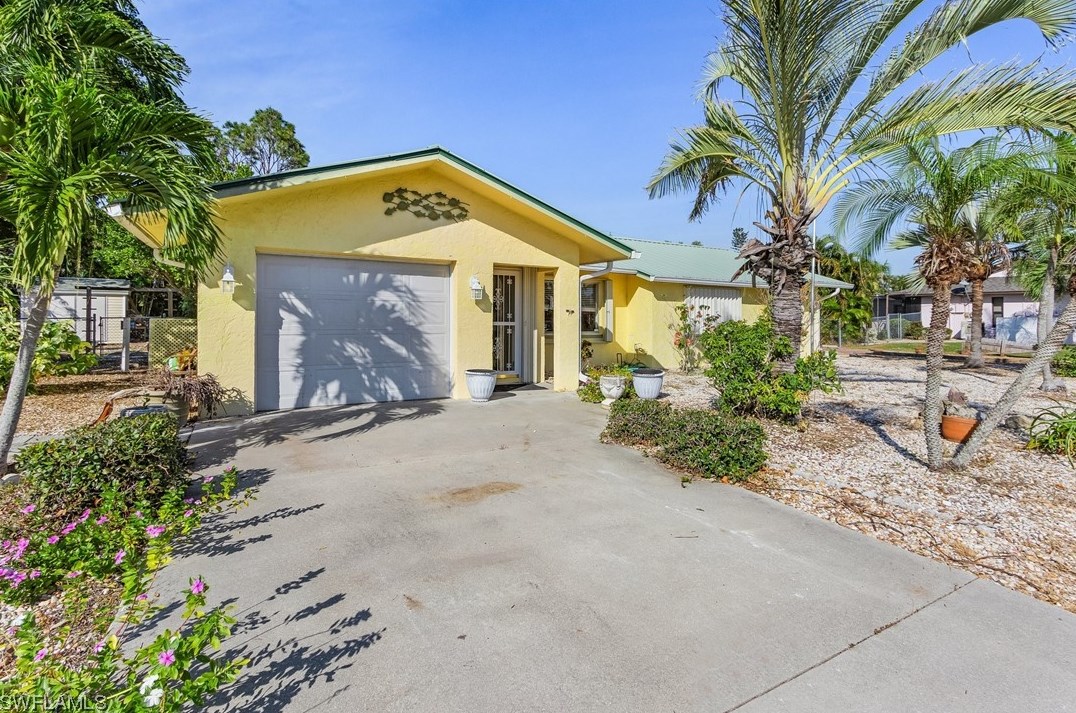 11360 Capistrano Ct, Fort Myers, FL 33908-4034