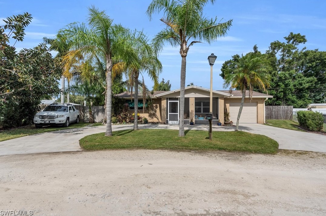 130 Brooks Rd, Fort Myers, FL 33917-4105
