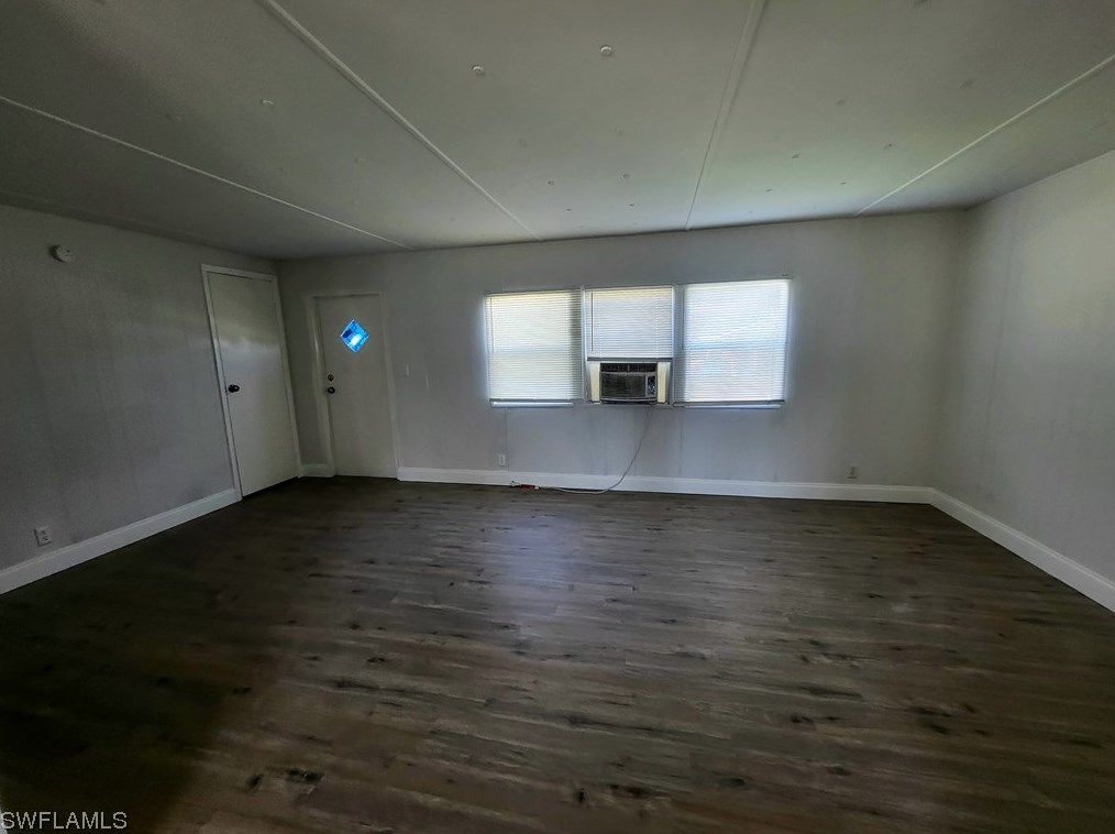 701 Ave H Nw, Moore Haven, FL 33471