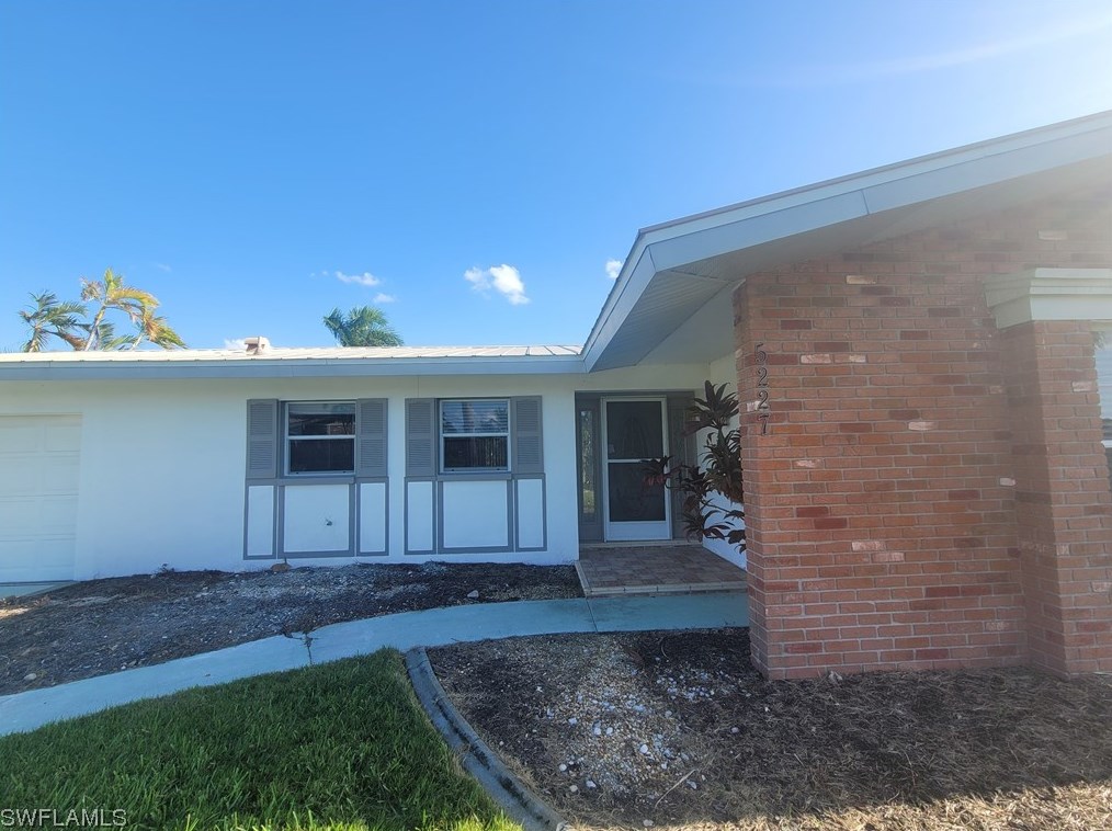 5227 Sw 2nd Pl, Cape Coral, FL 33914