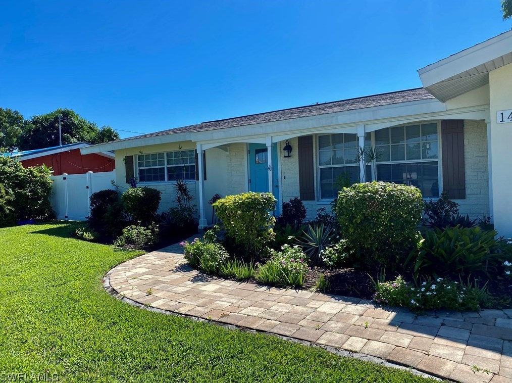 1424 Se 27th St, Cape Coral, FL 33904