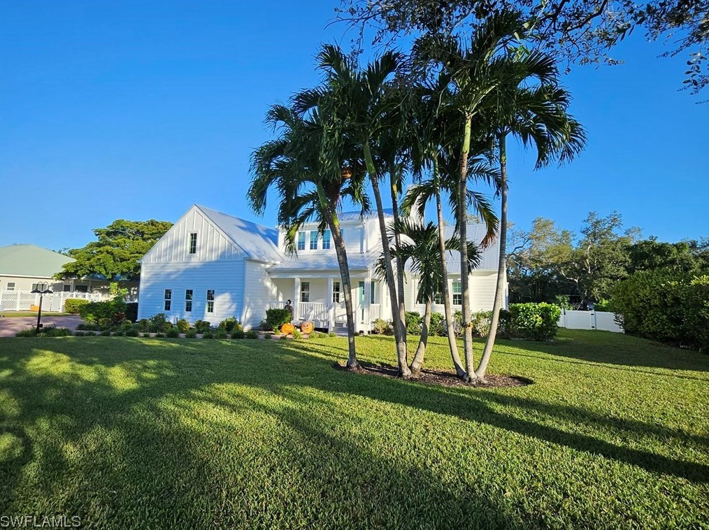 12290 Coconut Creek Ct, Fort Myers FL  33908-3047 exterior