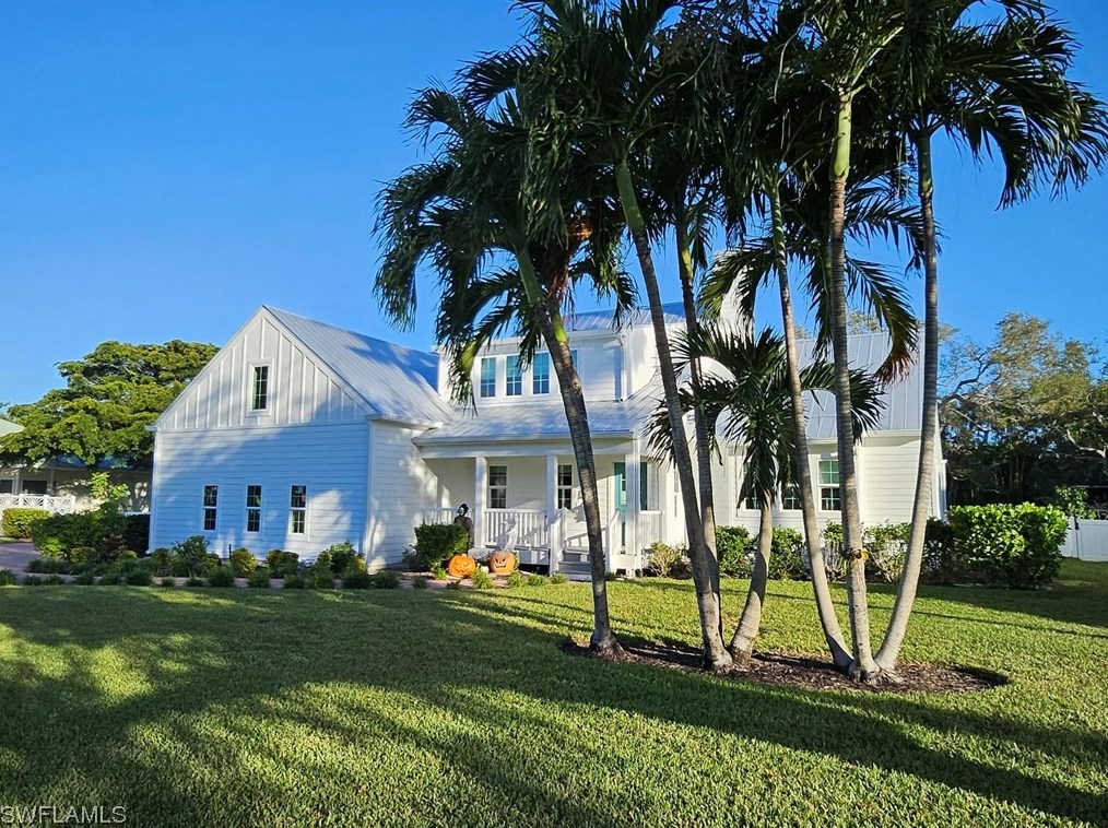 12290 Coconut Creek Ct, Fort Myers, FL 33908