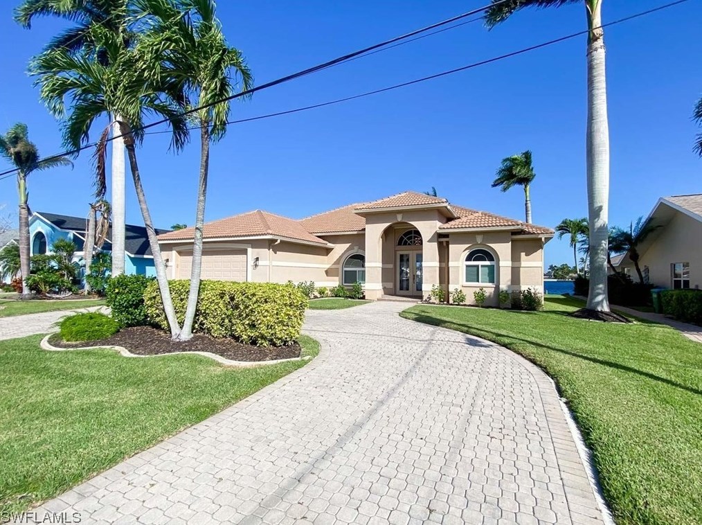 715 53rd Ter, Cape Coral, FL 33914-6592