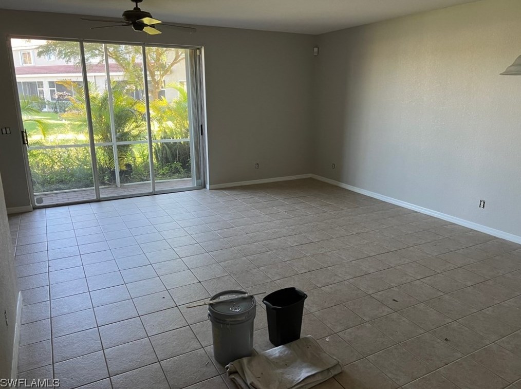 10043 Chiana Cir, Fort Myers, FL 33905
