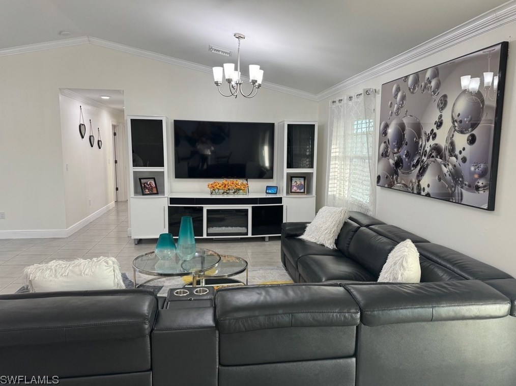 2212 42nd Pl, Cape Coral, FL 33993-3449