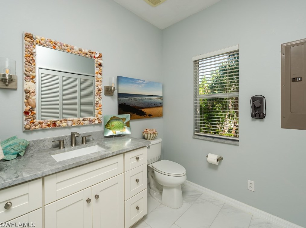 5298 Umbrella Pool Rd, Sanibel FL  33957-2407 exterior