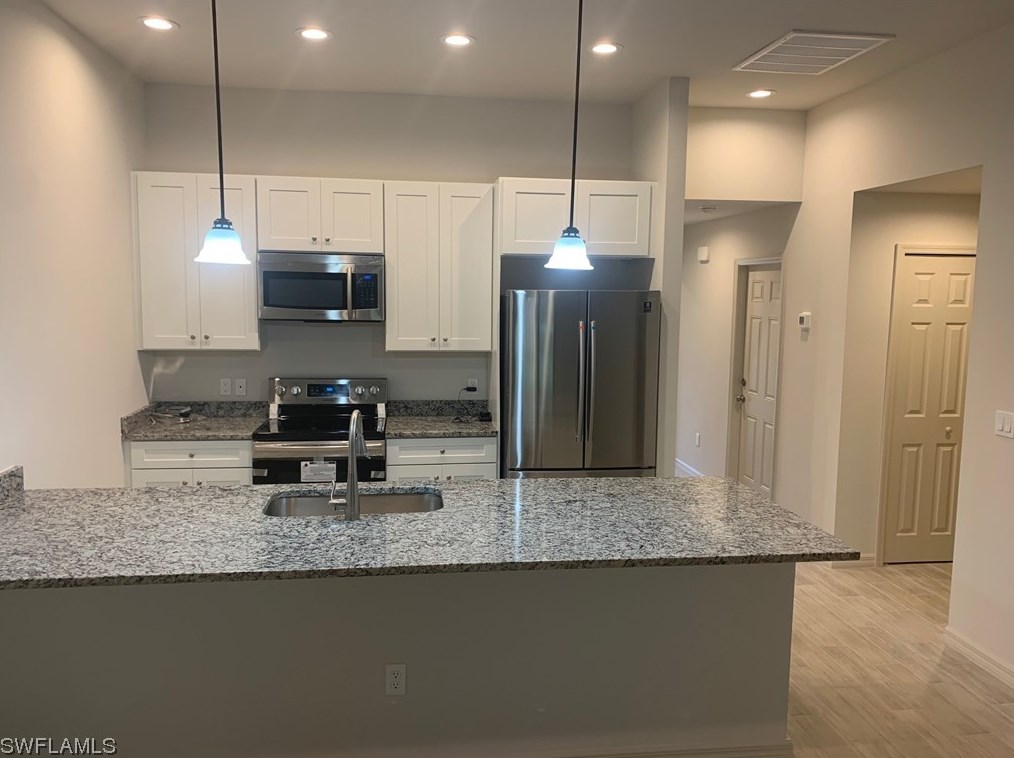3909 Sw 8th Ct, Cape Coral, FL 33914