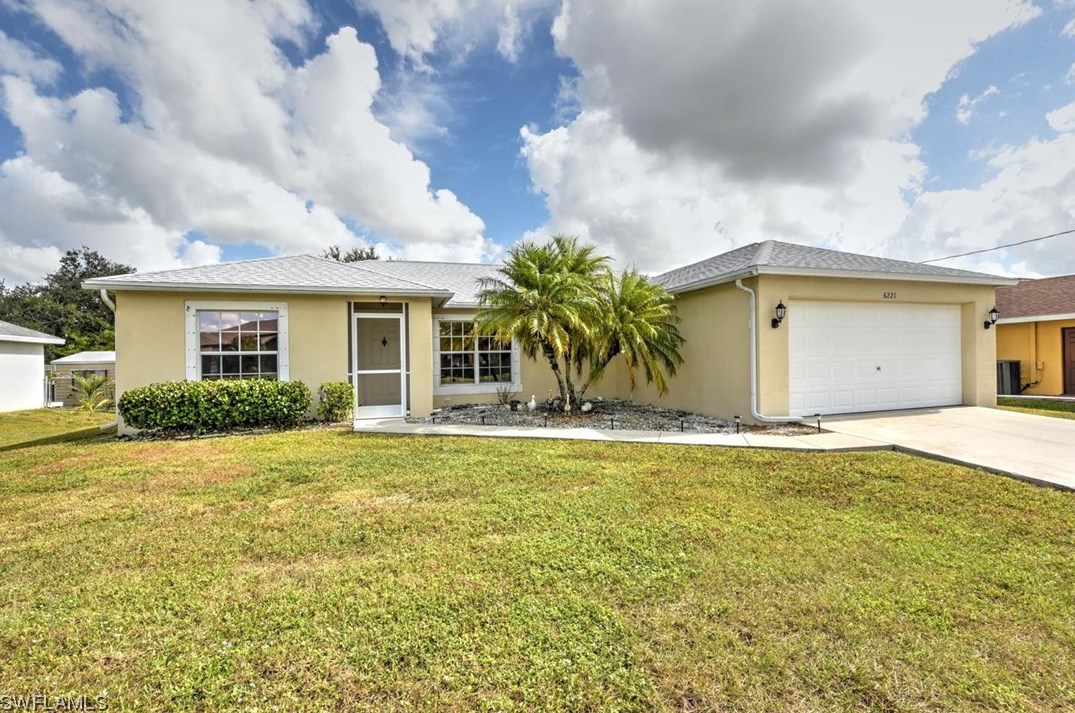 6221 Astoria Ave, Fort Myers, FL 33905-7904