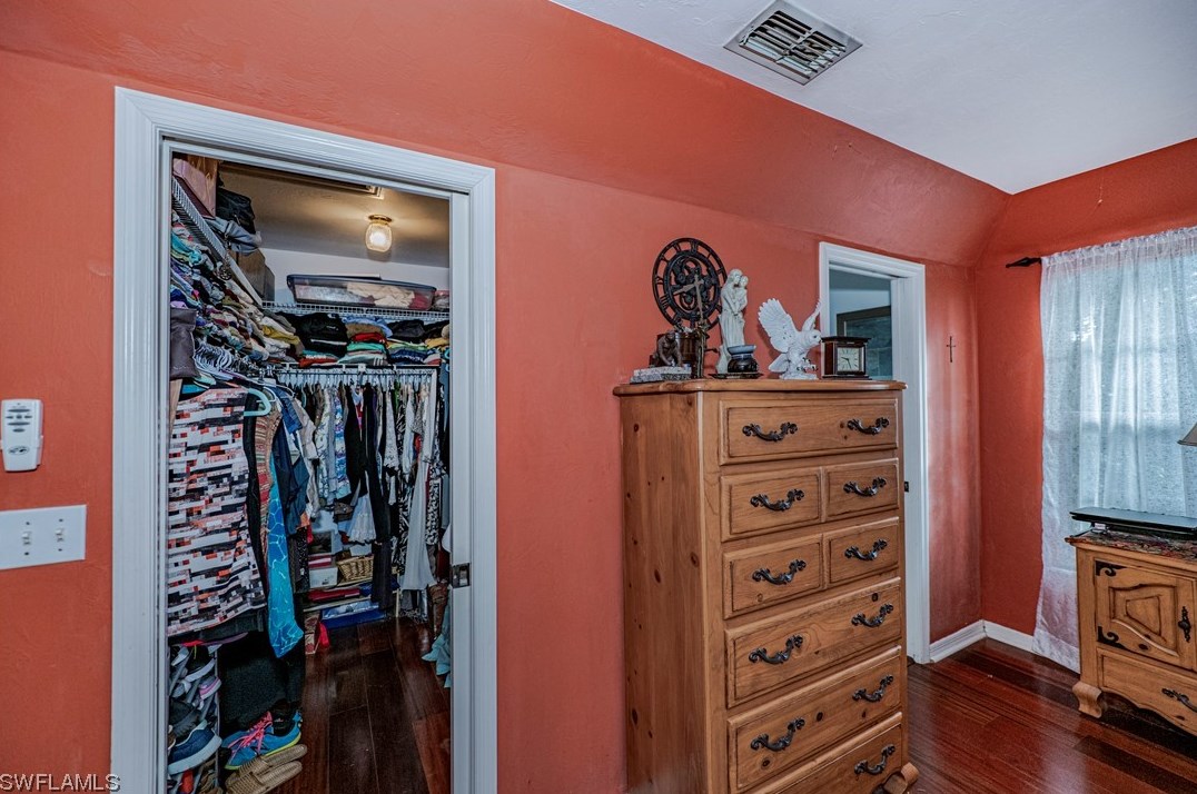 9350 Pineapple Rd, Fort Myers FL  33967-4851 exterior