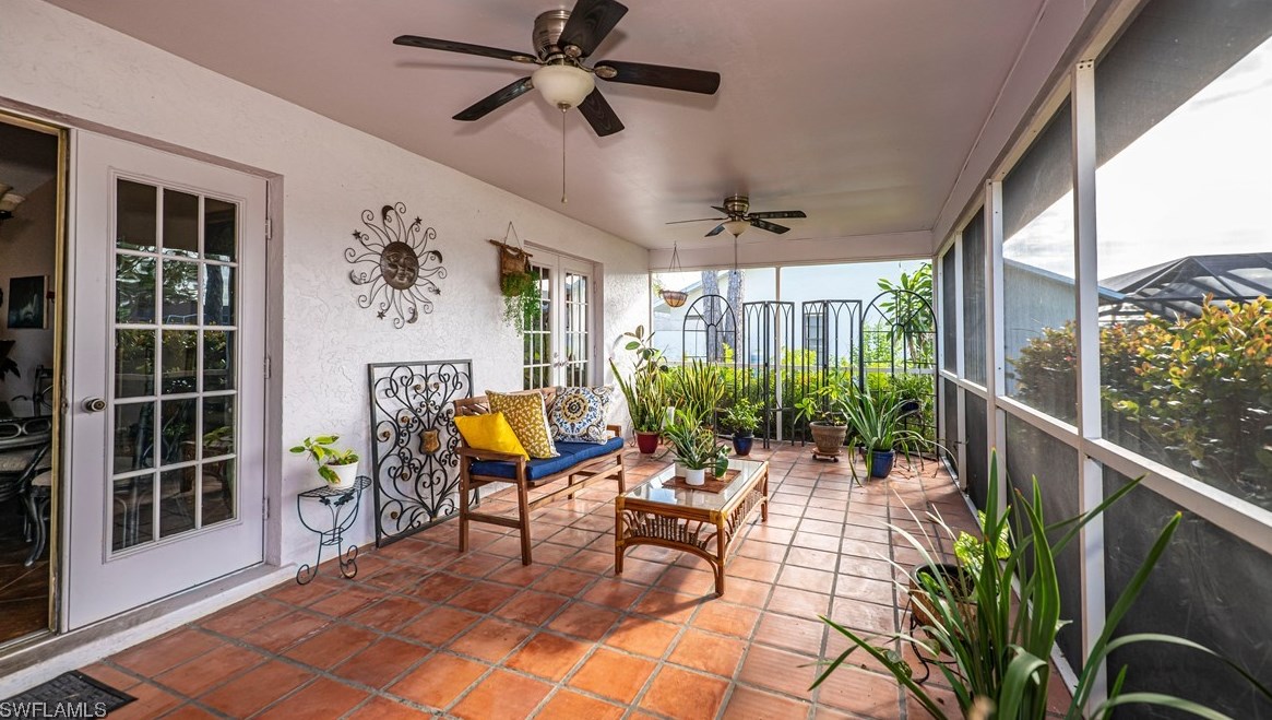 9350 Pineapple Rd, Fort Myers FL  33967-4851 exterior