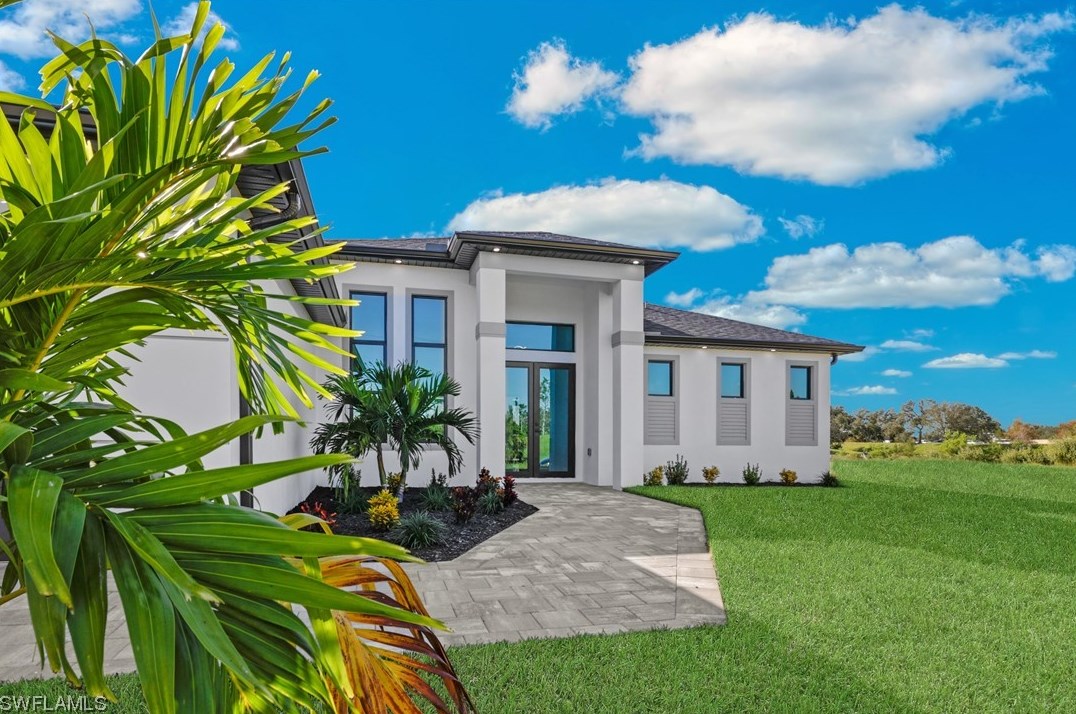 2530 Sw 4th Pl, Cape Coral, FL 33914