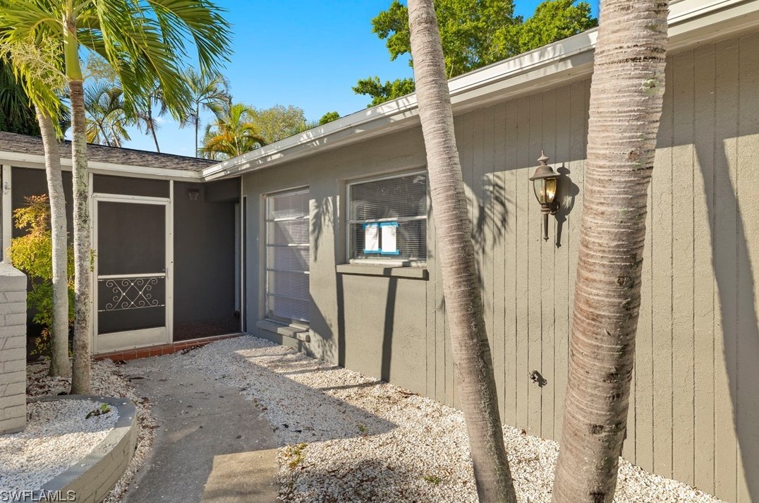 5738 Sw 1st Ct, Cape Coral, FL 33914
