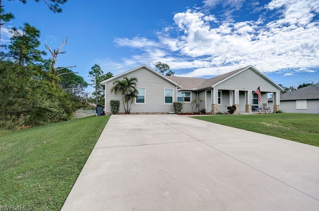 1114 Wagner Ave, Lehigh Acres, FL 33972