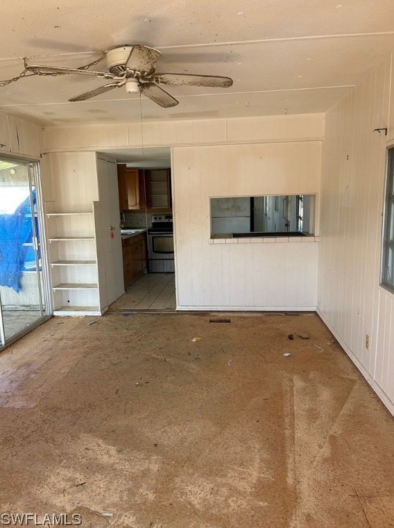 19 Garden Dr, Fort Myers FL  33908-1883 exterior