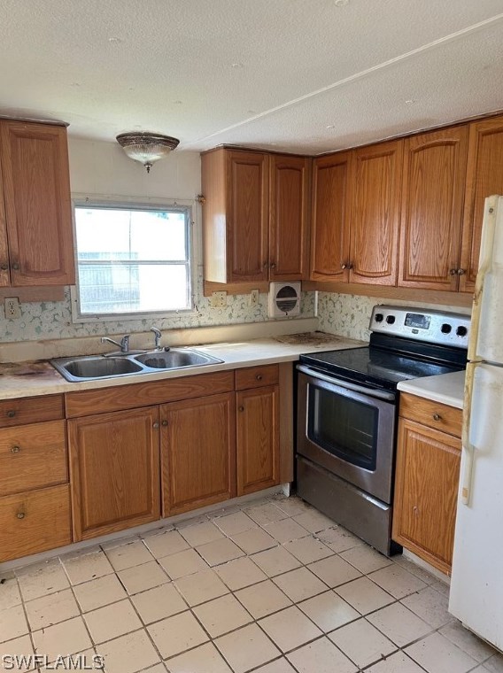 19 Garden Dr, Fort Myers FL  33908-1883 exterior