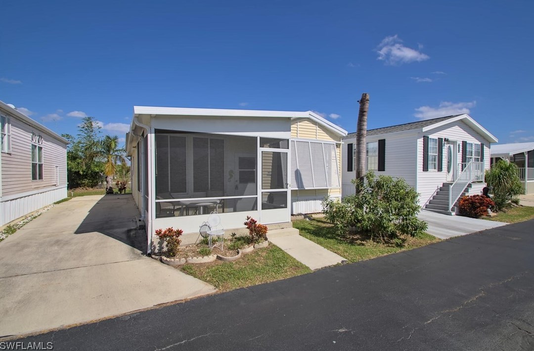 11600 Oakdale Dr, Fort Myers, FL 33908