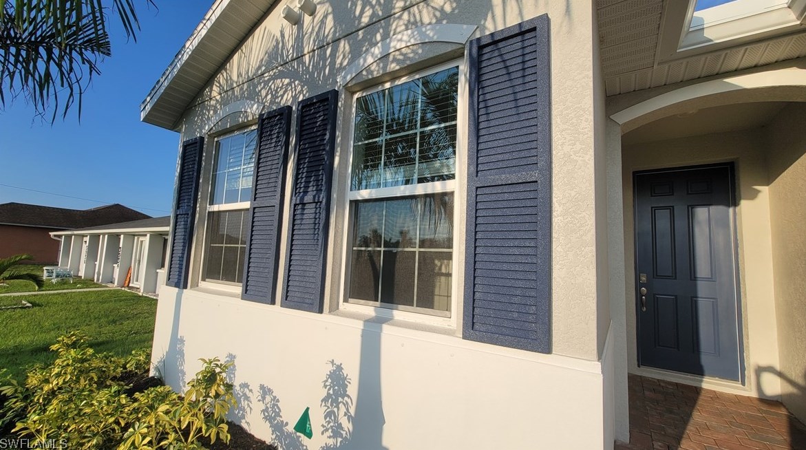 3930 Sw 16th Pl, Cape Coral, FL 33904