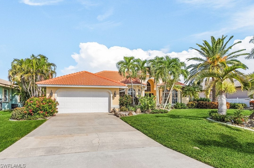 2119 Sw 52nd St, Cape Coral, FL 33914