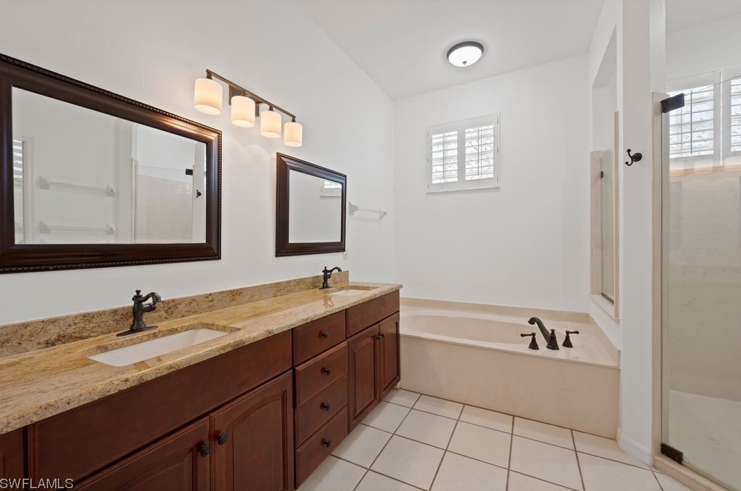 12610 Allendale Cir, Fort Myers FL 33912-4697 exterior