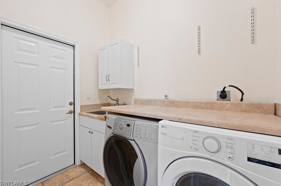 12610 Allendale Cir, Fort Myers FL 33912-4697 exterior