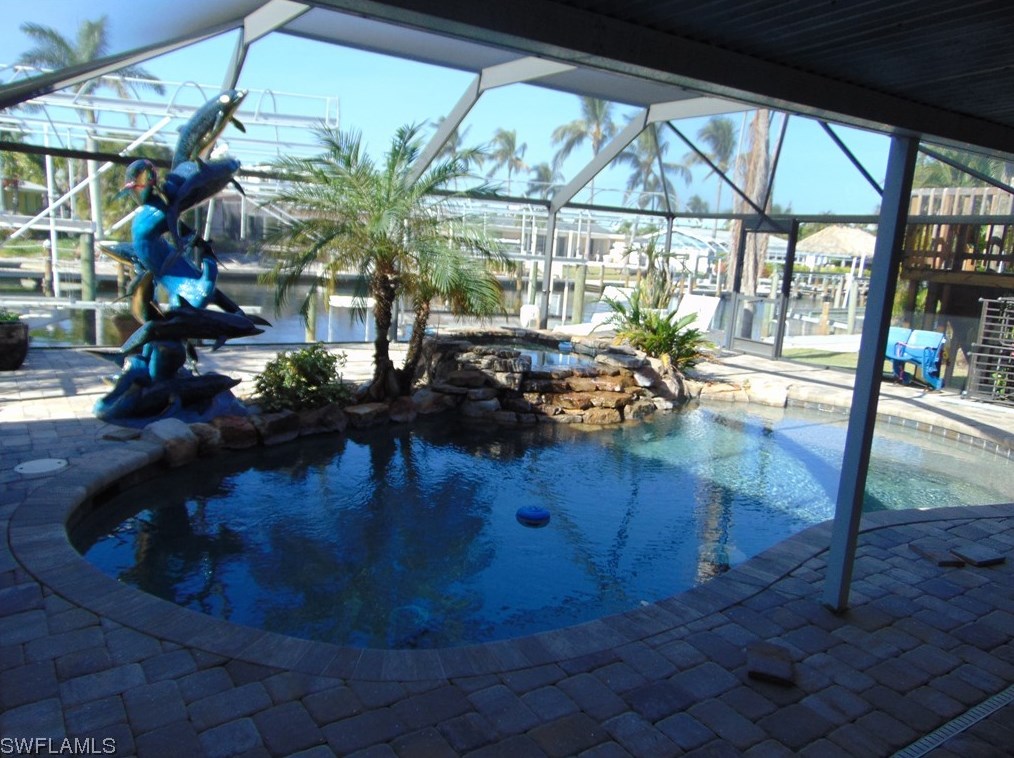 22 Palmview Blvd, Fort Myers Beach, FL 33931
