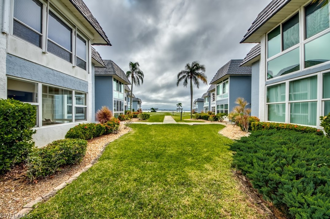 3354 Key Dr, Fort Myers, FL 33903-4823