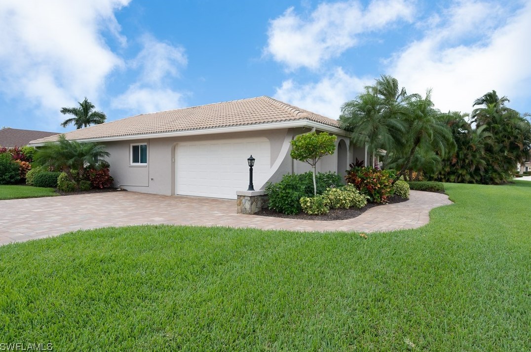 5506 Montilla Dr, Fort Myers, FL 33919-3410