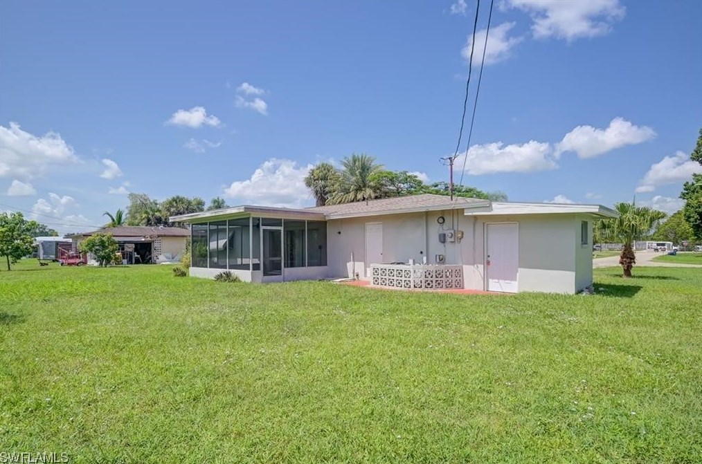 327 Fleetwood Ave, Lehigh Acres, FL 33936
