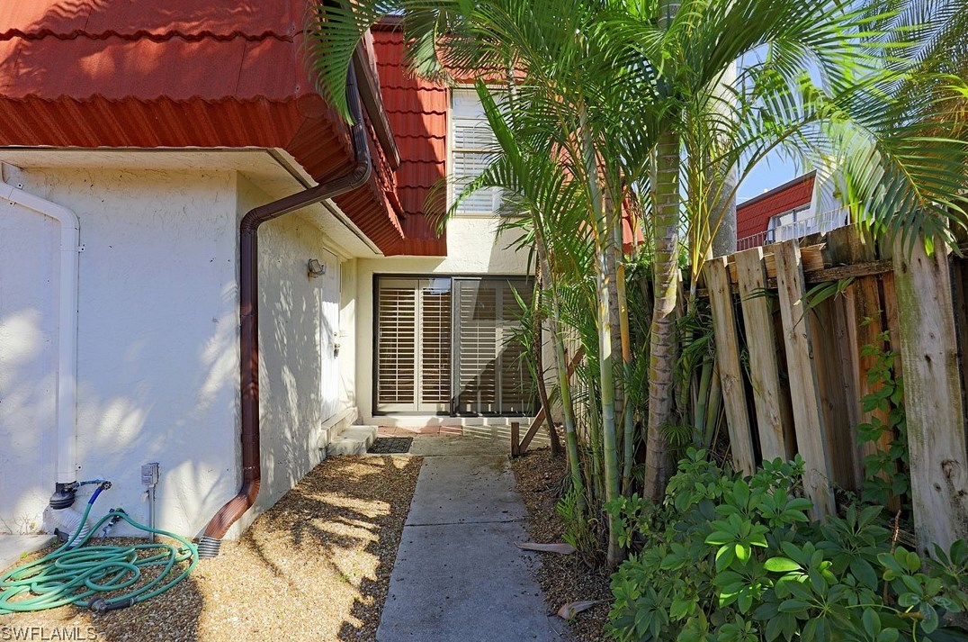 11812 Quail Run Dr, Fort Myers, FL 33908