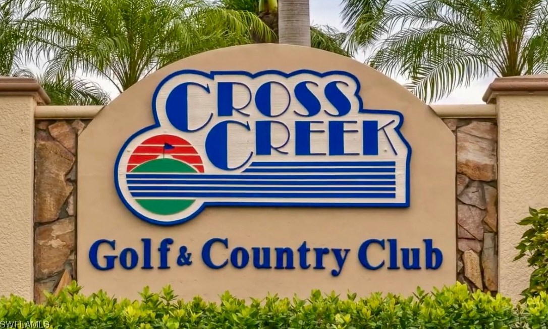 12500 Cold Stream Dr, Fort Myers FL  33912-4621 exterior