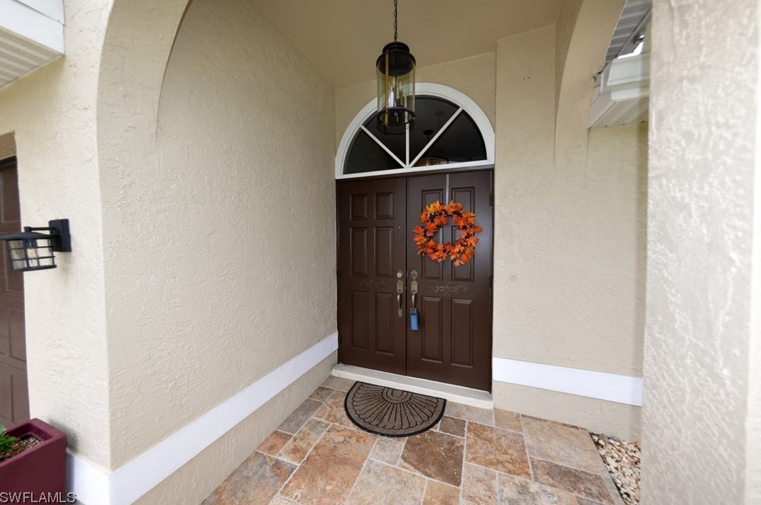 1724 Sw 54th Ln, Cape Coral, FL 33914