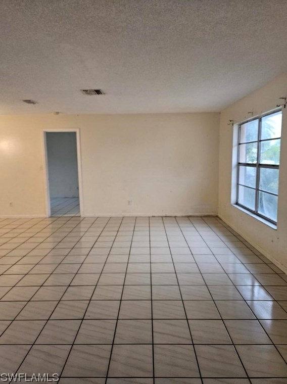 115 Airview Ave, Lehigh Acres, FL 33936
