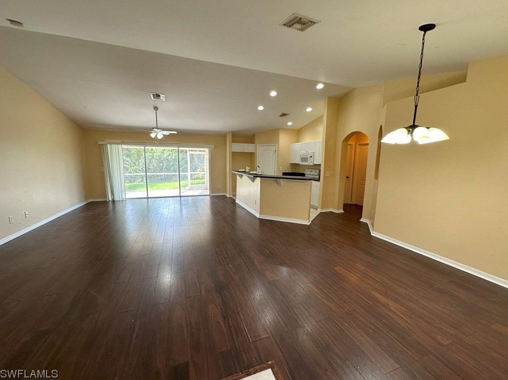 1008 36th St, Cape Coral, FL 33914-5260