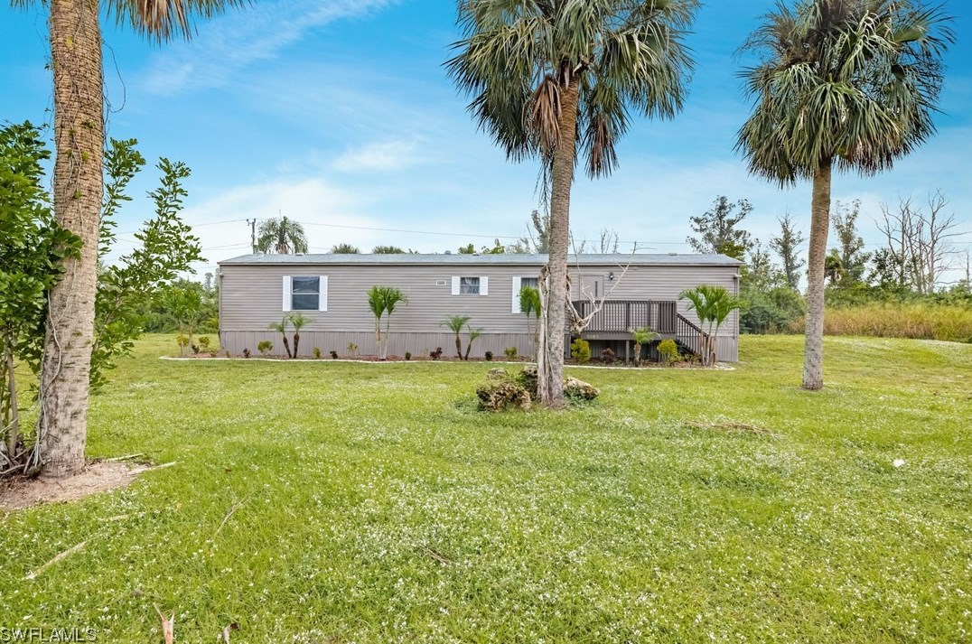 8385 Cook Dr, Fort Myers, FL 33917