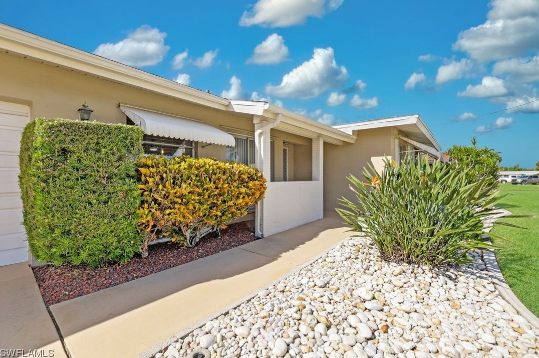 5318 Darby Ct, Cape Coral, FL 33904-5915