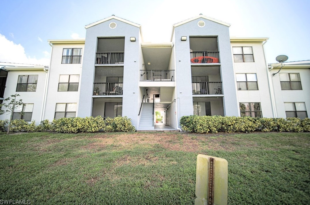 13545 Eagle Ridge Dr #836, Fort Myers, FL 33912