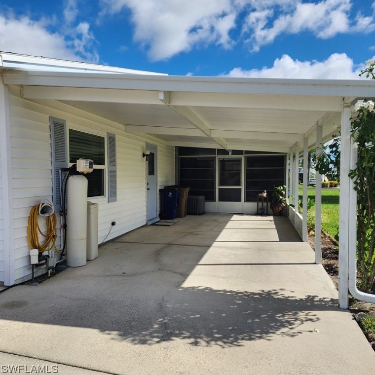 7 Meadow Rue Ct, Lehigh Acres, FL 33936