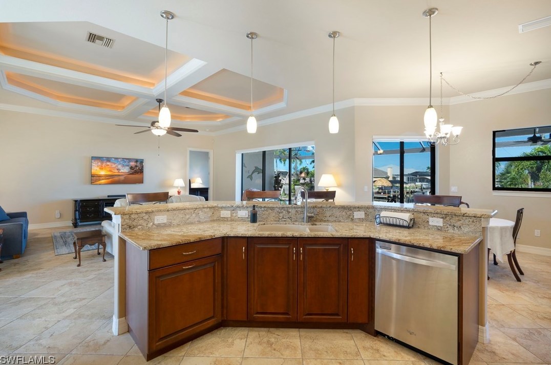 925 51 Ter, Cape Coral FL  33914-7610 exterior