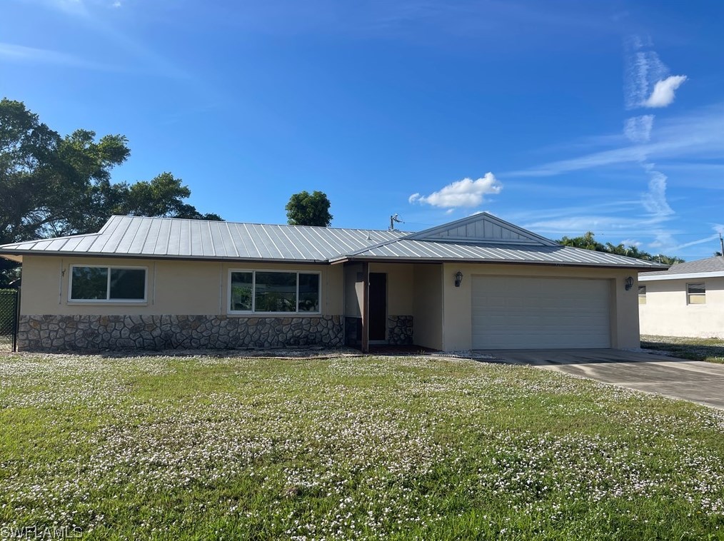 5216 Calusa Ct, Cape Coral, FL 33904-5604