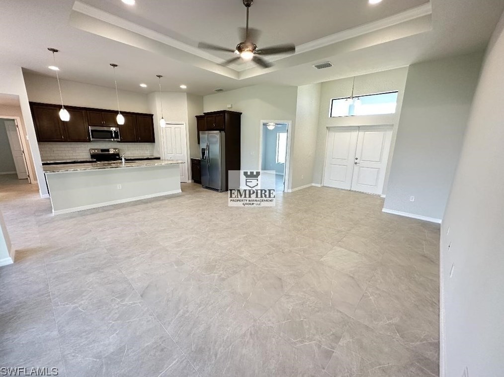 613 Nw 37th Pl, Cape Coral, FL 33993