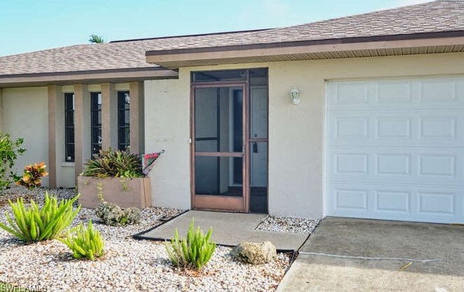 3523 4th Ave, Cape Coral, FL 33904-4826