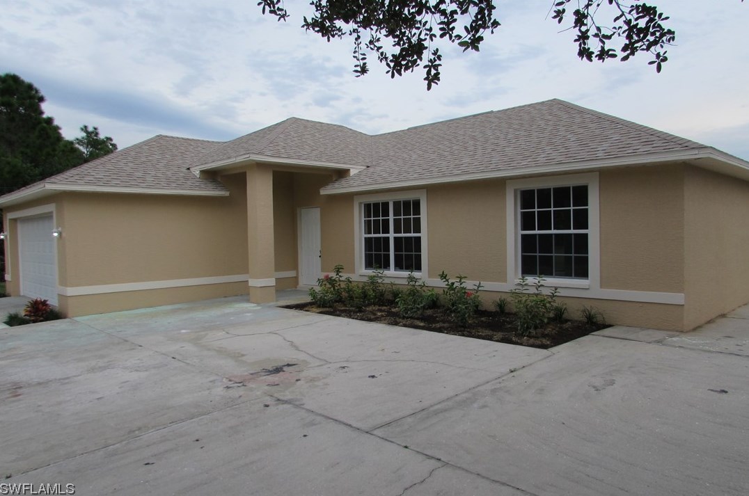1412 Henry Ave, Lehigh Acres, FL 33972