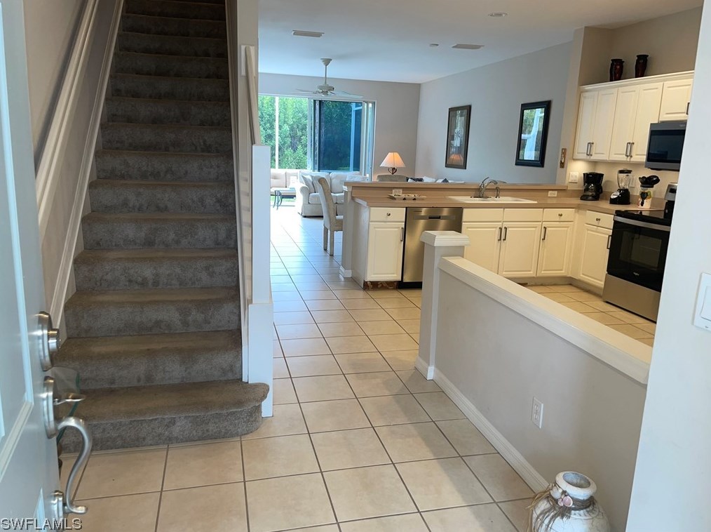 8310 Village Edge Cir, Fort Myers, FL 33919-2866