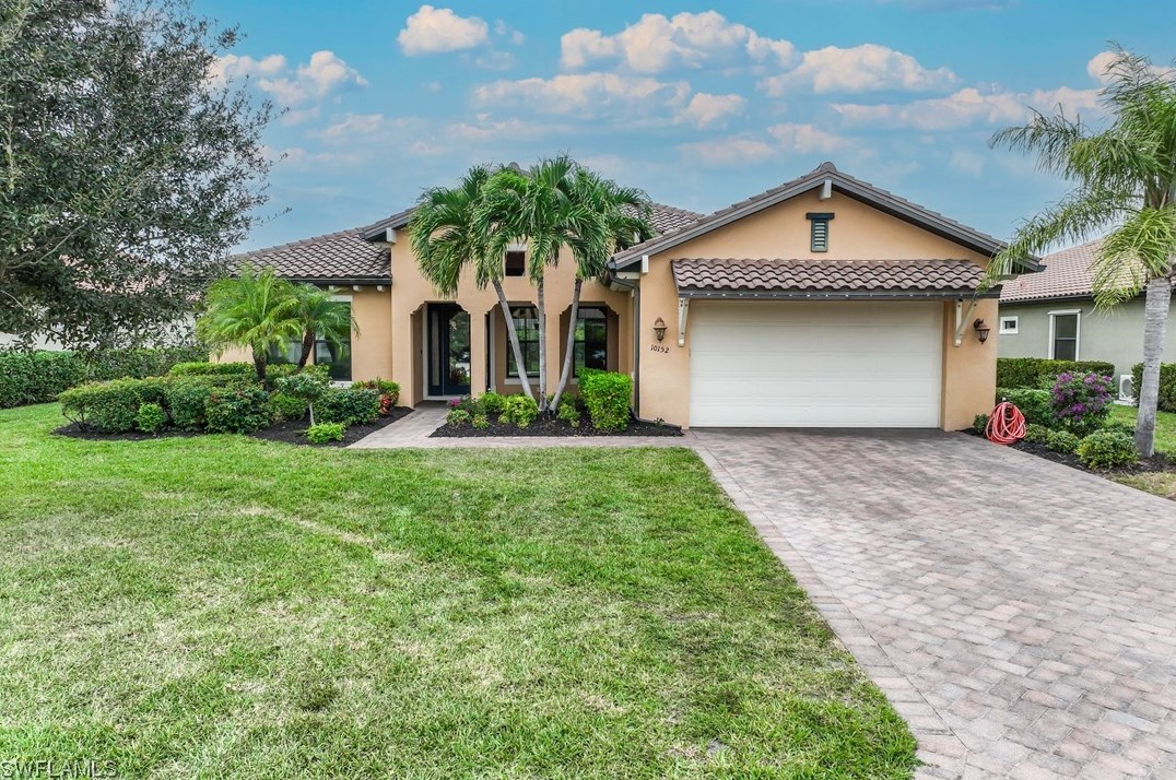 10152 Belcrest Blvd, Fort Myers, FL 33913