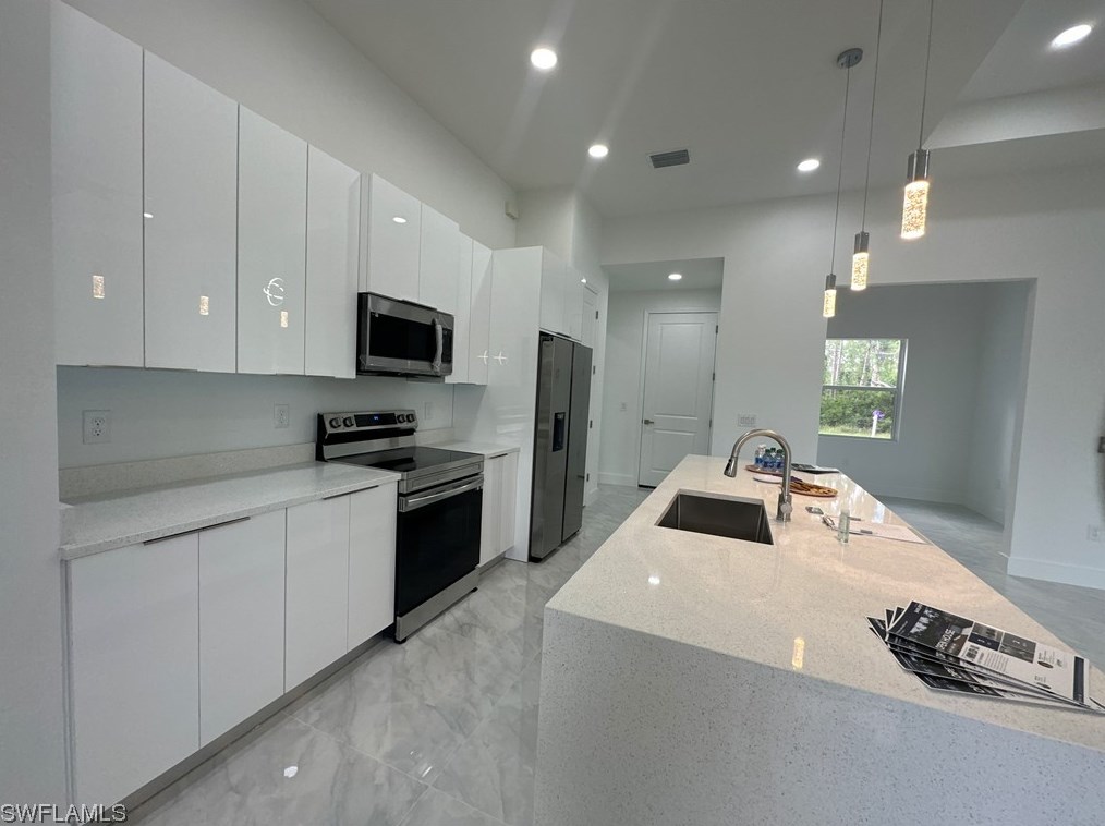 853 Spaulding St, Lehigh Acres, FL 33974-7123