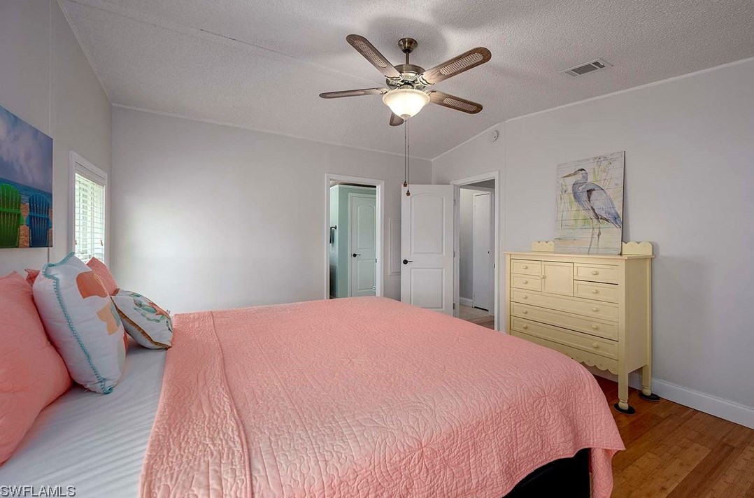 9062 Flamingo Cir, Fort Myers FL  33903-2178 exterior