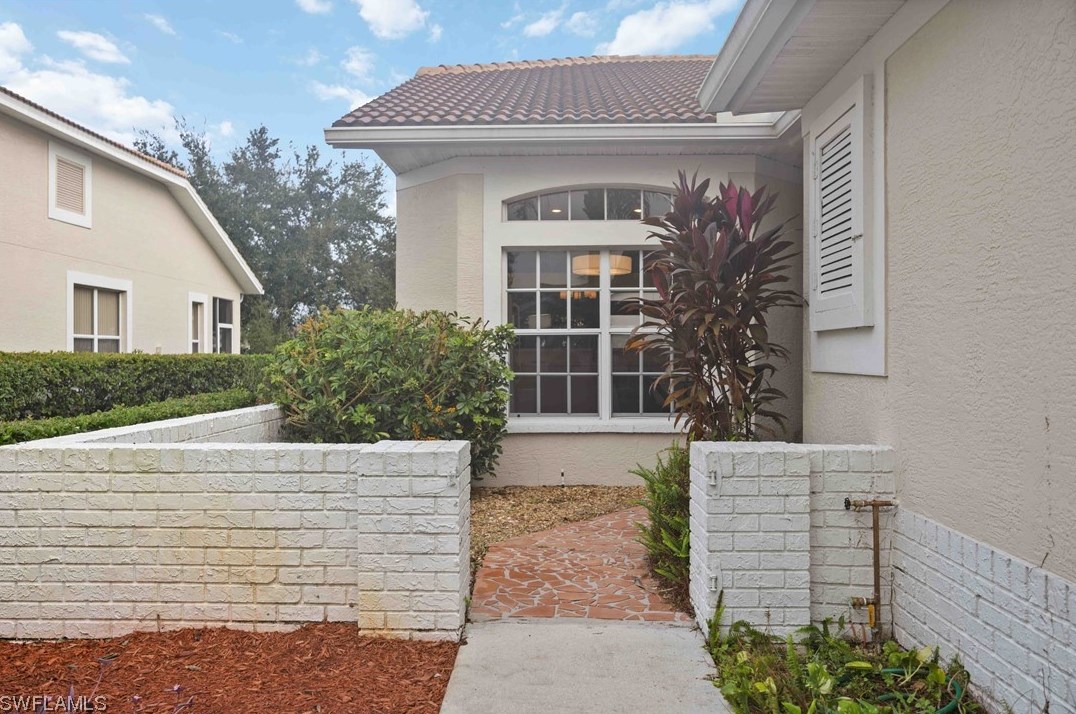 12713 Devonshire Lakes Dr, Fort Myers, FL 33913-7970