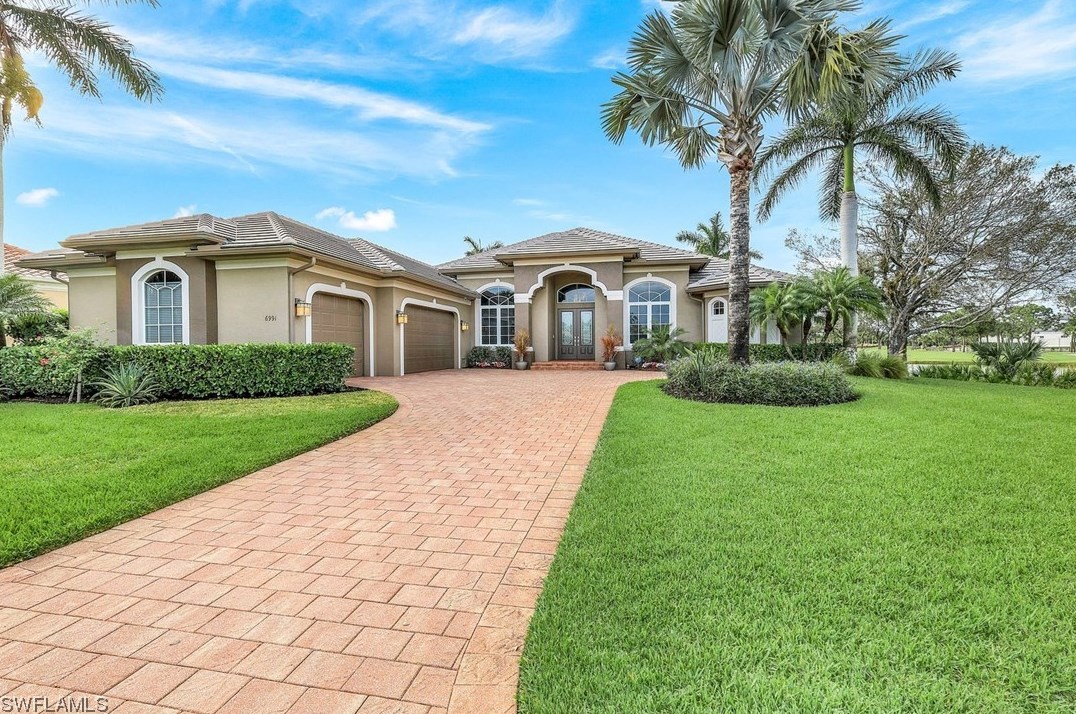 6991 Lakewood Isle Dr, Fort Myers, FL 33908-4763
