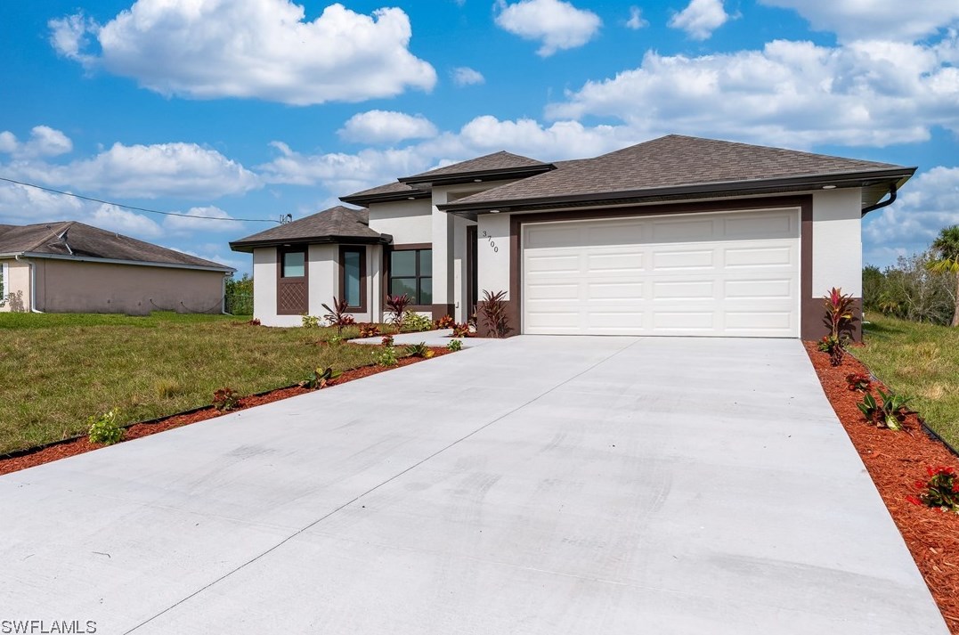 3700 14th St, Lehigh Acres, FL 33972-2763
